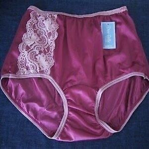 Meet your Posher, Deborah ann